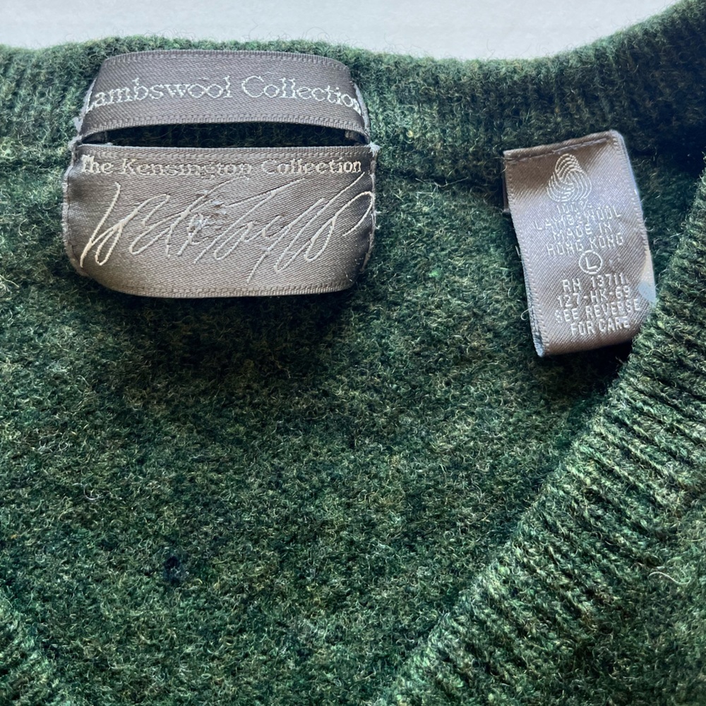 Lord & Taylor The Kensington Collection Lambswool Green Argyle V-Neck Sweater L - Picture 12 of 13